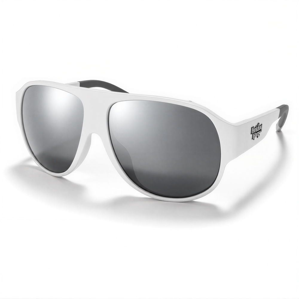 Blizzard Blinders in White, three-quarter view